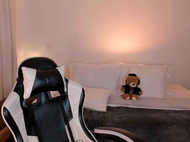 LizzyColins live cam on BongaCams