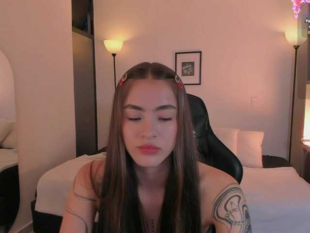 LizzyColins live cam on BongaCams