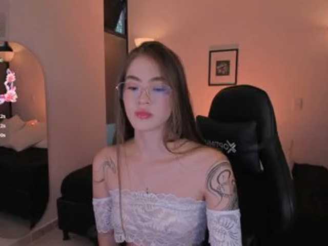 LizzyColins live cam on BongaCams
