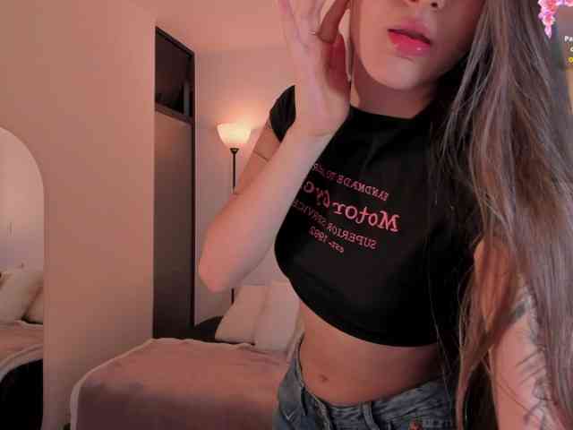 LizzyColins webcam