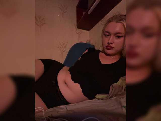 lyalyavivi live cam on BongaCams