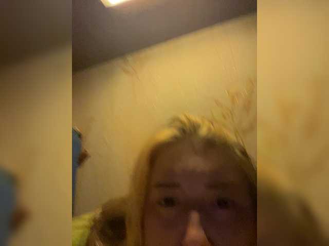 lyalyavivi live cam on BongaCams