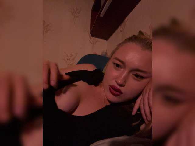 lyalyavivi live cam on BongaCams