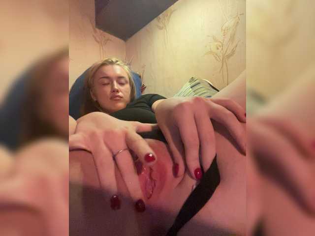 lyalyavivi live cam on BongaCams