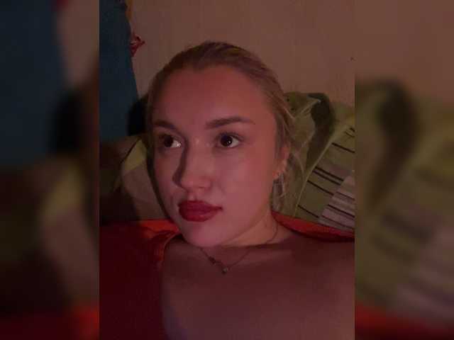 lyalyavivi live cam on BongaCams