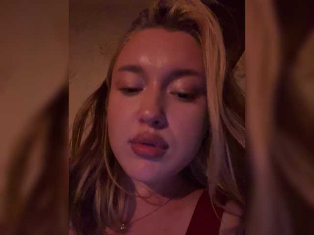 lyalyavivi live cam on BongaCams
