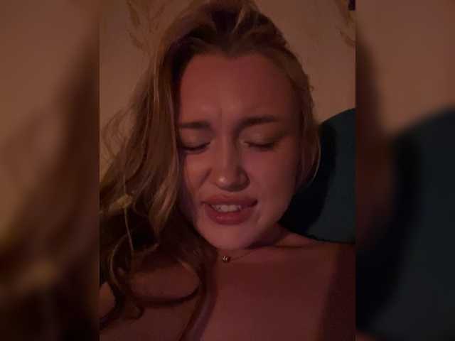 lyalyavivi live cam on BongaCams