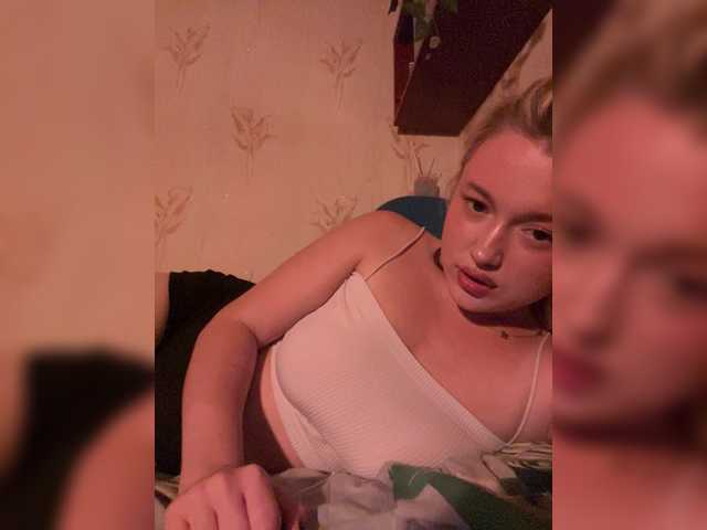 lyalyavivi live cam on BongaCams