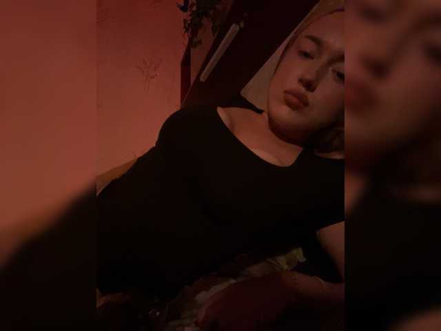lyalyavivi live cam on BongaCams