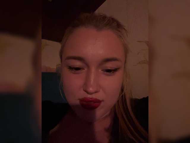 lyalyavivi live cam on BongaCams