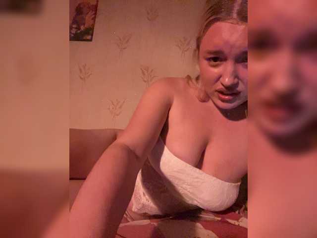 lyalyavivi live cam on BongaCams