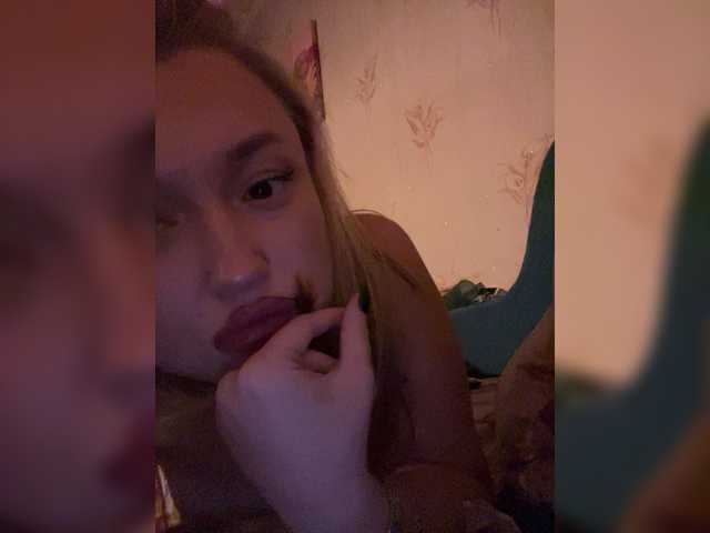 lyalyavivi live cam on BongaCams