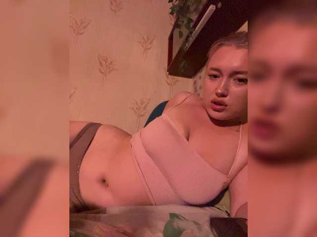 lyalyavivi live cam on BongaCams