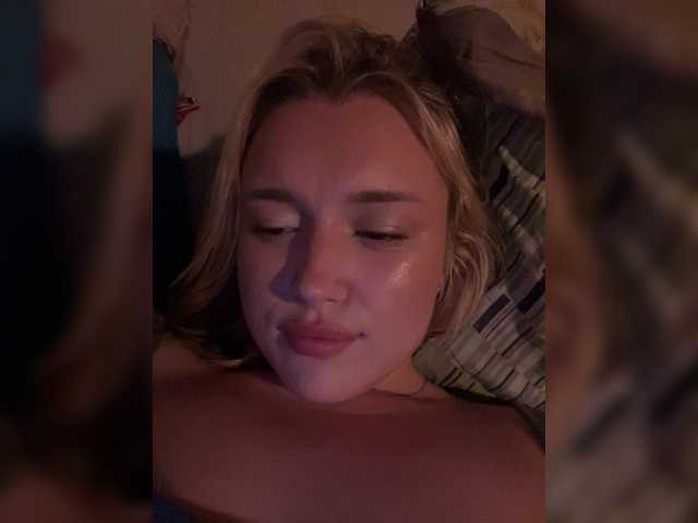 lyalyavivi live cam on BongaCams