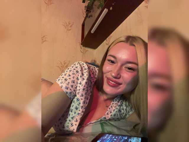 lyalyavivi live cam on BongaCams