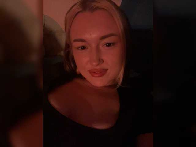lyalyavivi live cam on BongaCams