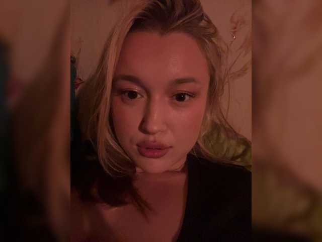 lyalyavivi live cam on BongaCams