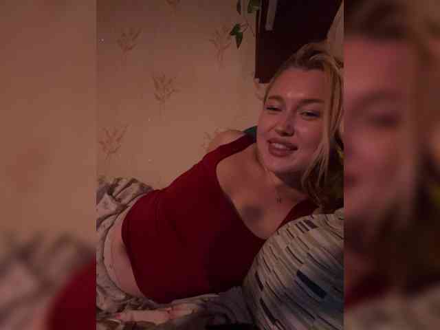 Вебкам-шоу lyalyavivi
