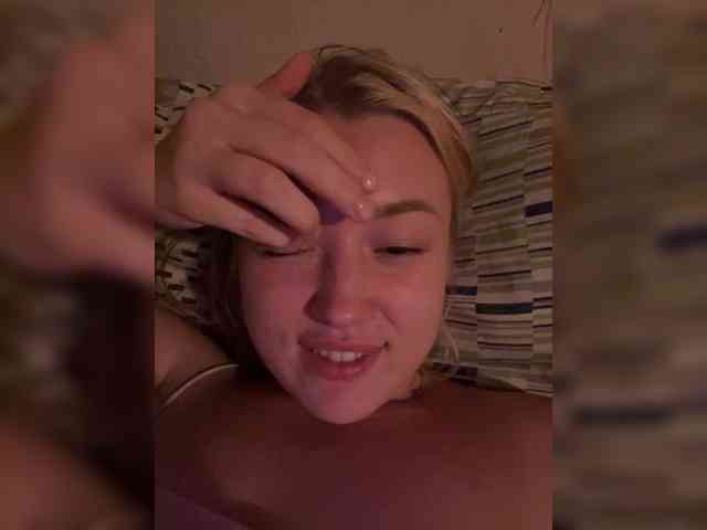 lyalyavivi webcam