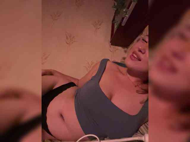 lyalyavivi webcam