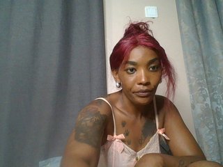 Sweetlyra's Live Webcam
