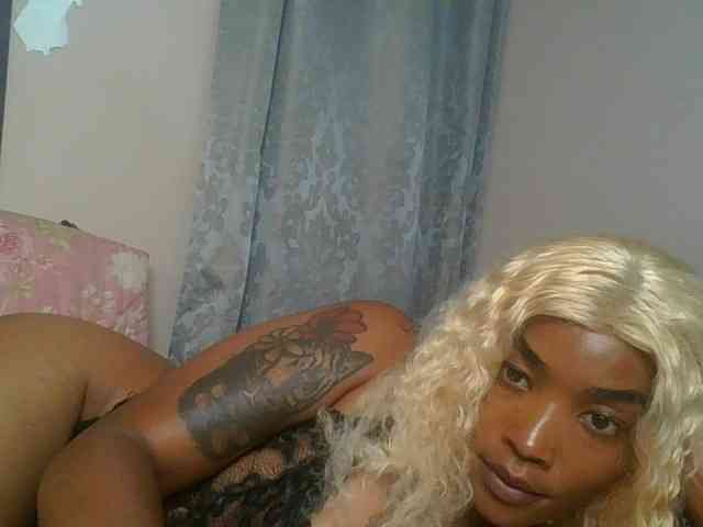 Model: Sweetlyra