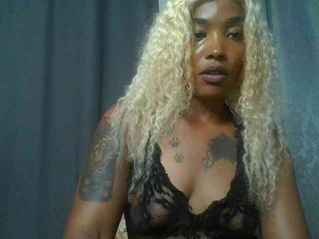 Model: Sweetlyra