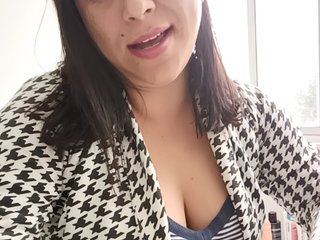 Queen-Yess Porn Show