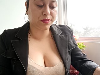 Queen-Yess