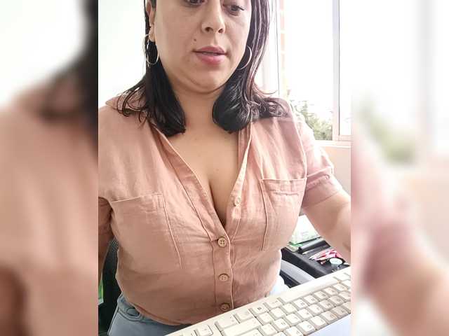 Queen-Yess