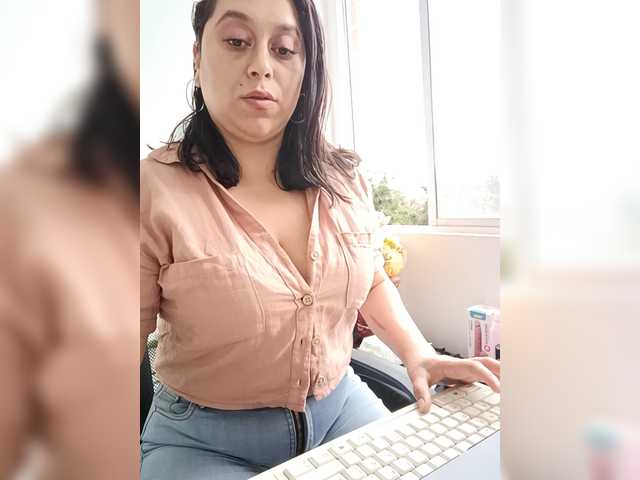 Queen-Yess