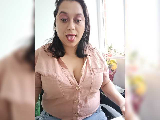 Queen-Yess