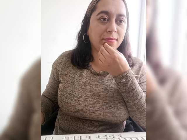 Queen-Yess