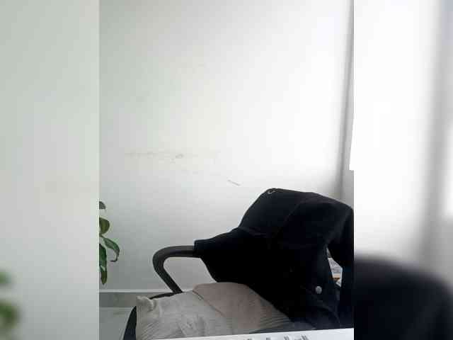Queen-Yess webcam