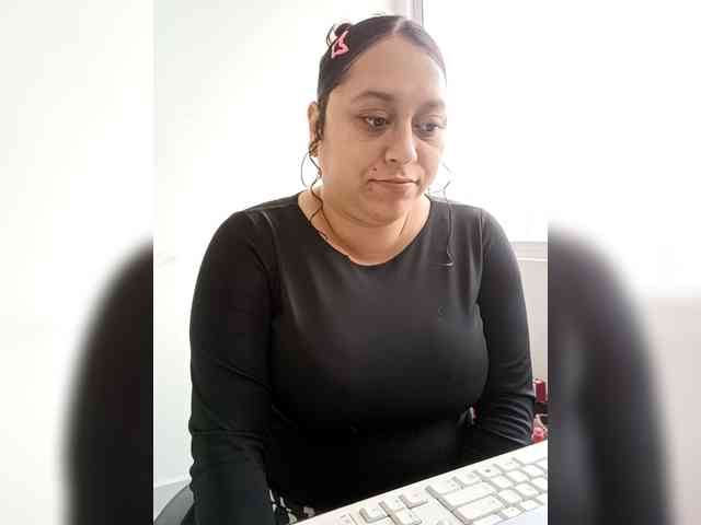 Queen-Yess webcam