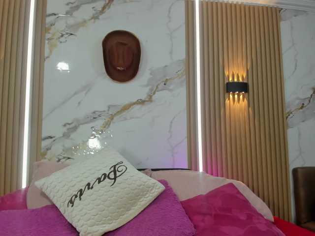 Maily-sh, en vivo ahora en BongaCams