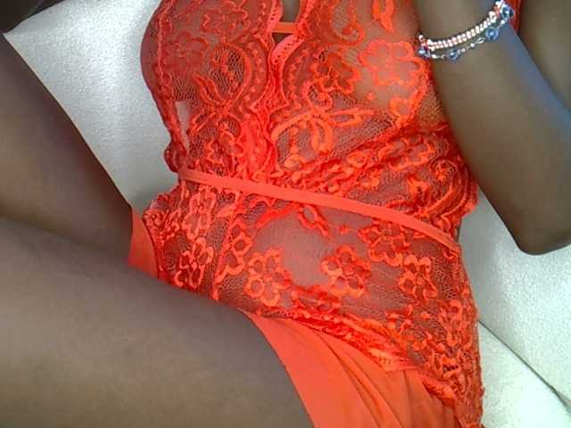 honeymissy live cam on BongaCams