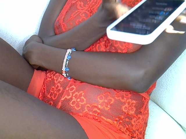 honeymissy live cam on BongaCams