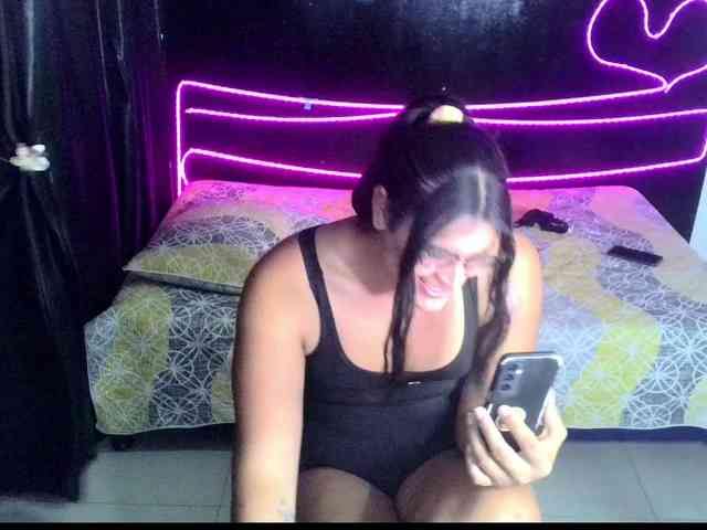 LADY-94 Live Webcam on BongaCams