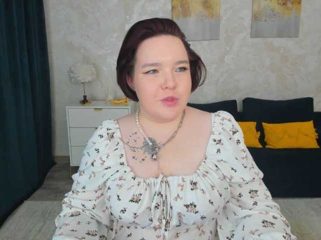 IvoryFlame, en directo ahora en BongaCams