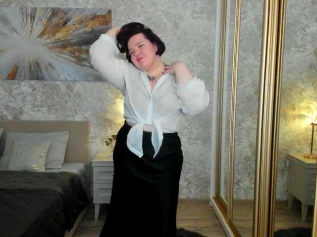 IvoryFlame live cam on BongaCams