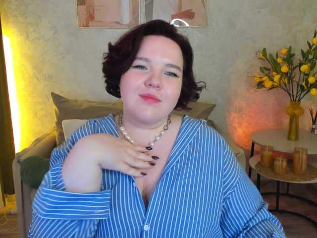 IvoryFlame live cam on BongaCams