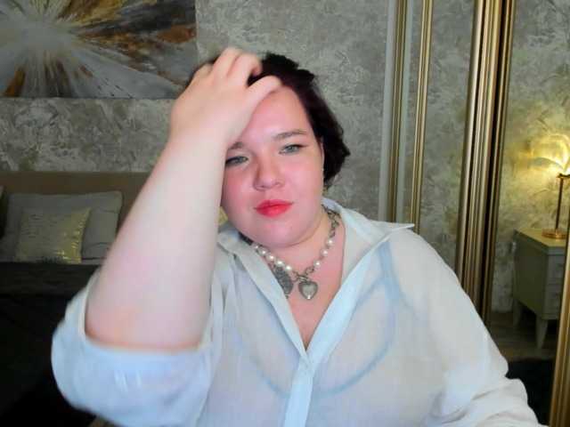 IvoryFlame live cam on BongaCams