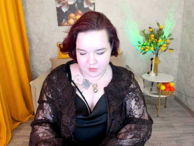 IvoryFlame live cam on BongaCams