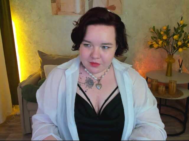 IvoryFlame live cam on BongaCams