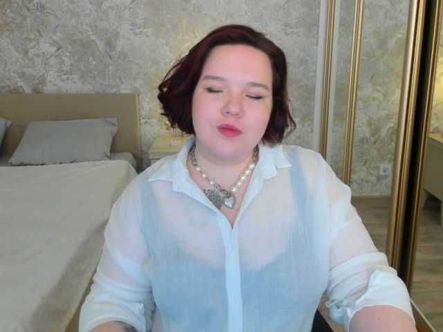 IvoryFlame live cam on BongaCams