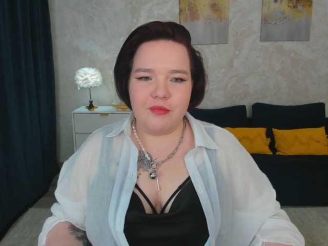 IvoryFlame live cam on BongaCams
