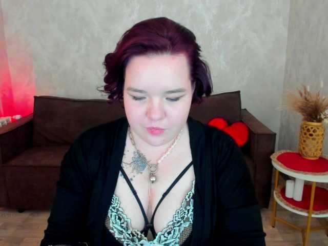 IvoryFlame live cam on BongaCams