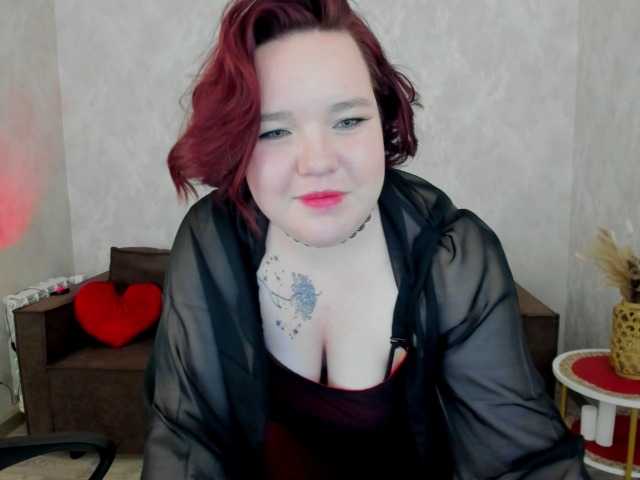 IvoryFlame live cam preview