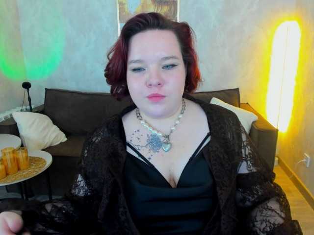 IvoryFlame live cam on BongaCams